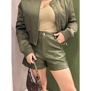 NEW ENDLESS ROSE faux leather shorts in olive